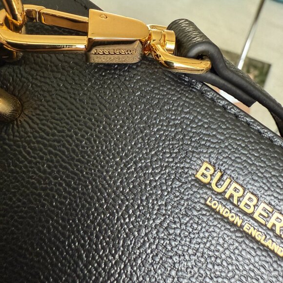 Burberry Banwell Black Leather Shoulder Bag Handbag - Picture 13 of 16